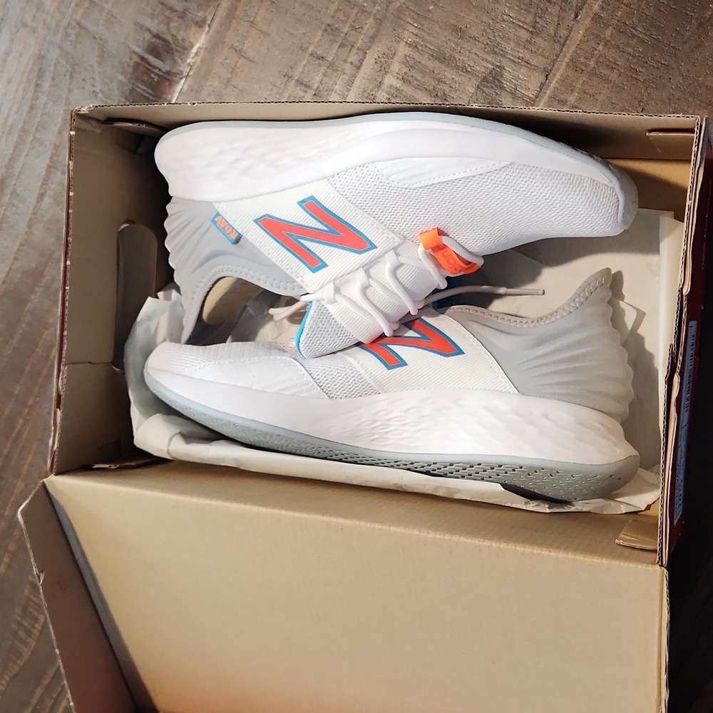 Womens New Balance sz 10.5
